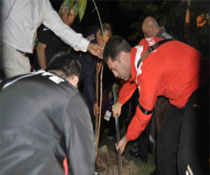   مصر اليوم - غرس شجرة باسم لاعب تركيا المُتوفي في بطولة الأقصر للتايكوندو